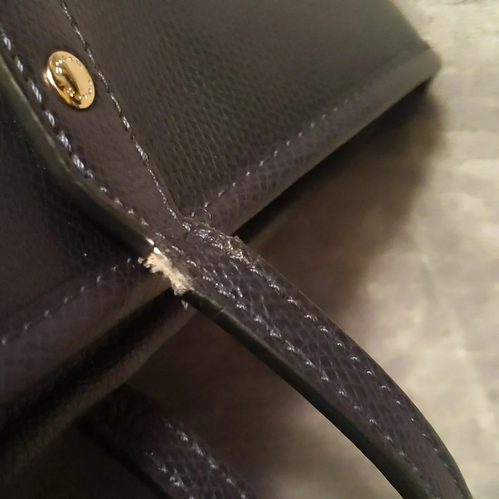 Coach Navy Blue Tote bag with gold hardware - Picture 6 of 13